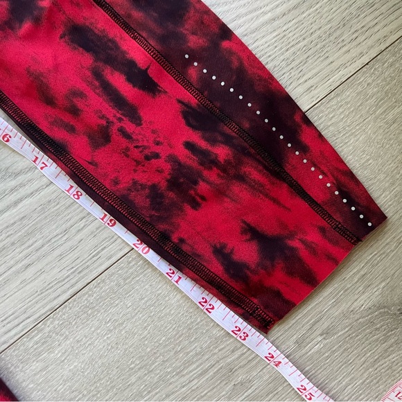 Lululemon Fast and Free Game Day - Red Black Multi (Size 4) - Picture 10 of 13